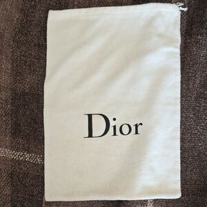 FREE w 25$ Purchase Dior DUST Bag